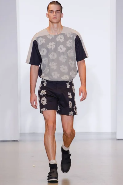 Look 20
